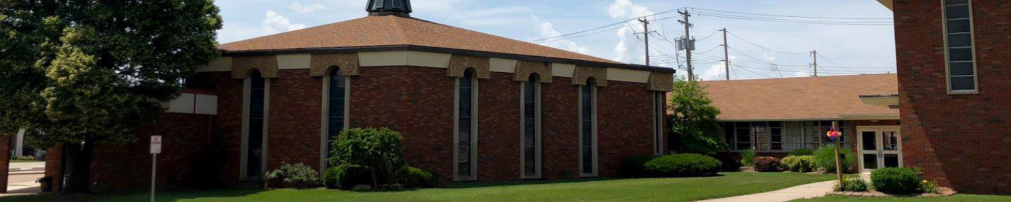 First United Presbyterian Church in Collinsville, IL Exterior